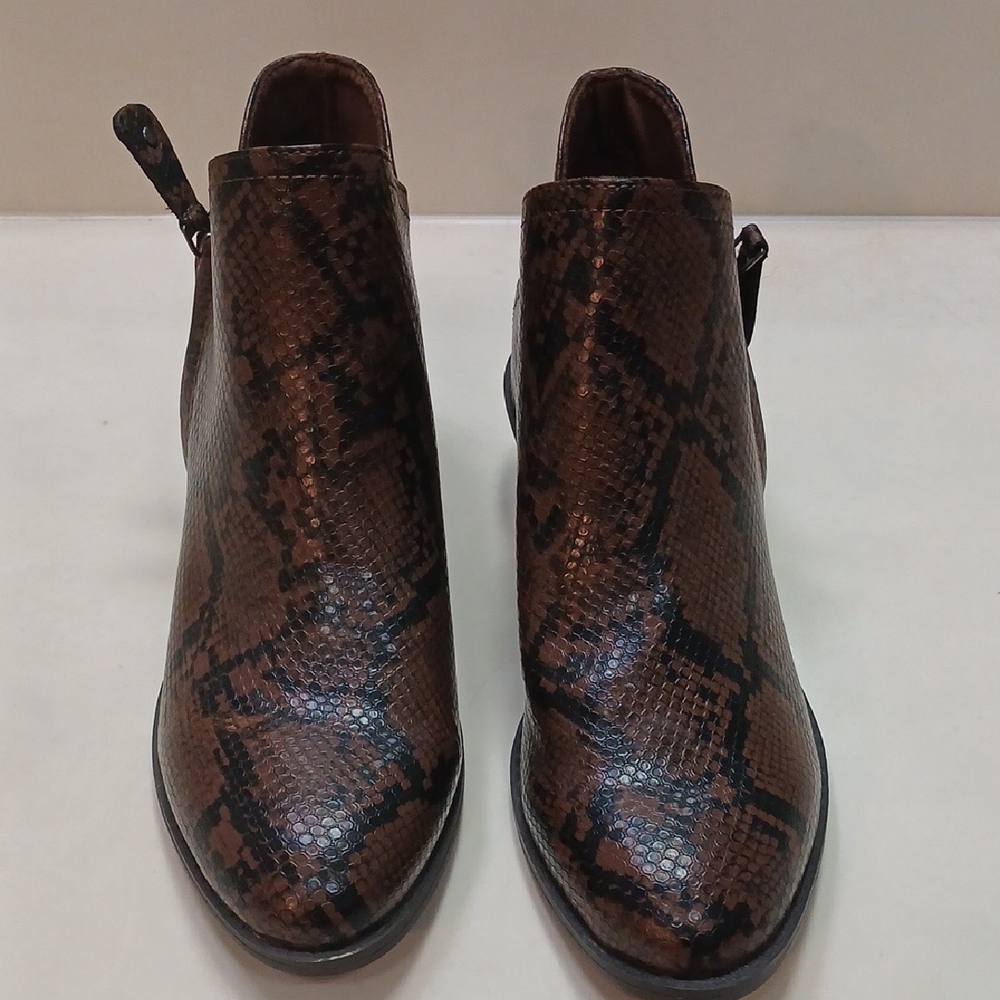 SO Snakeskin Pattern Ankle Boots - Brown